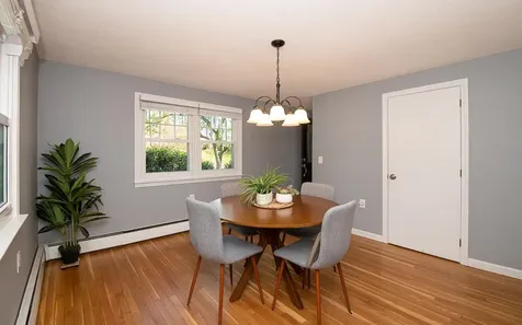 20 Alvirne Drive Hudson NH 03051