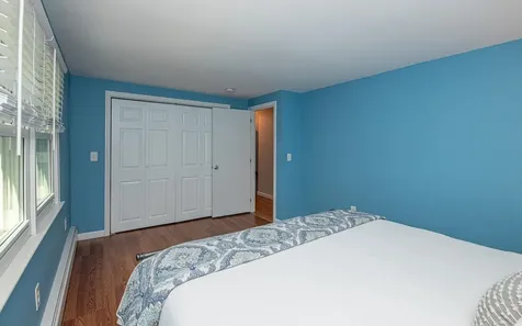 20 Alvirne Drive Hudson NH 03051