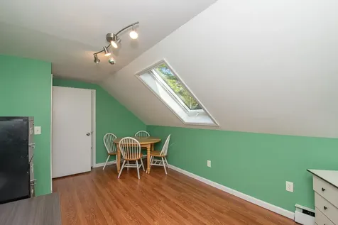 20 Alvirne Drive Hudson NH 03051