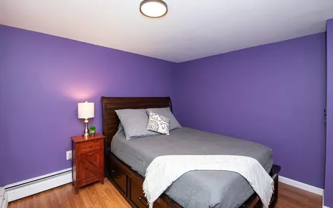 20 Alvirne Drive Hudson NH 03051