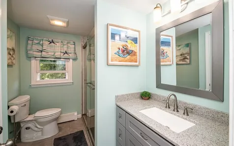 20 Alvirne Drive Hudson NH 03051