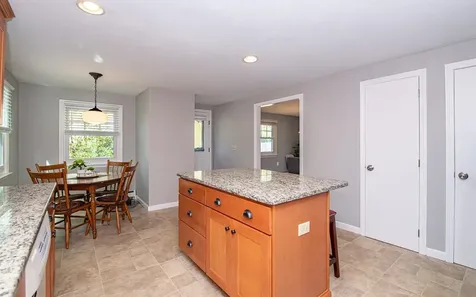 20 Alvirne Drive Hudson NH 03051