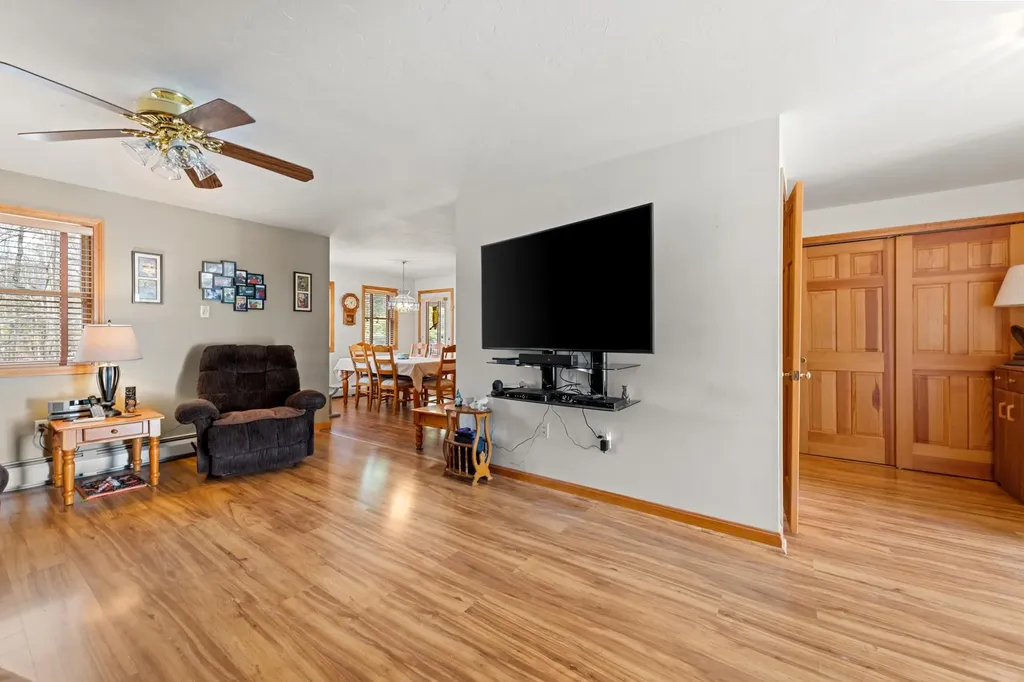 37 Rosy Lane Campton NH 03223
