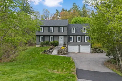 23 Hitching Post Lane Bedford NH 03110