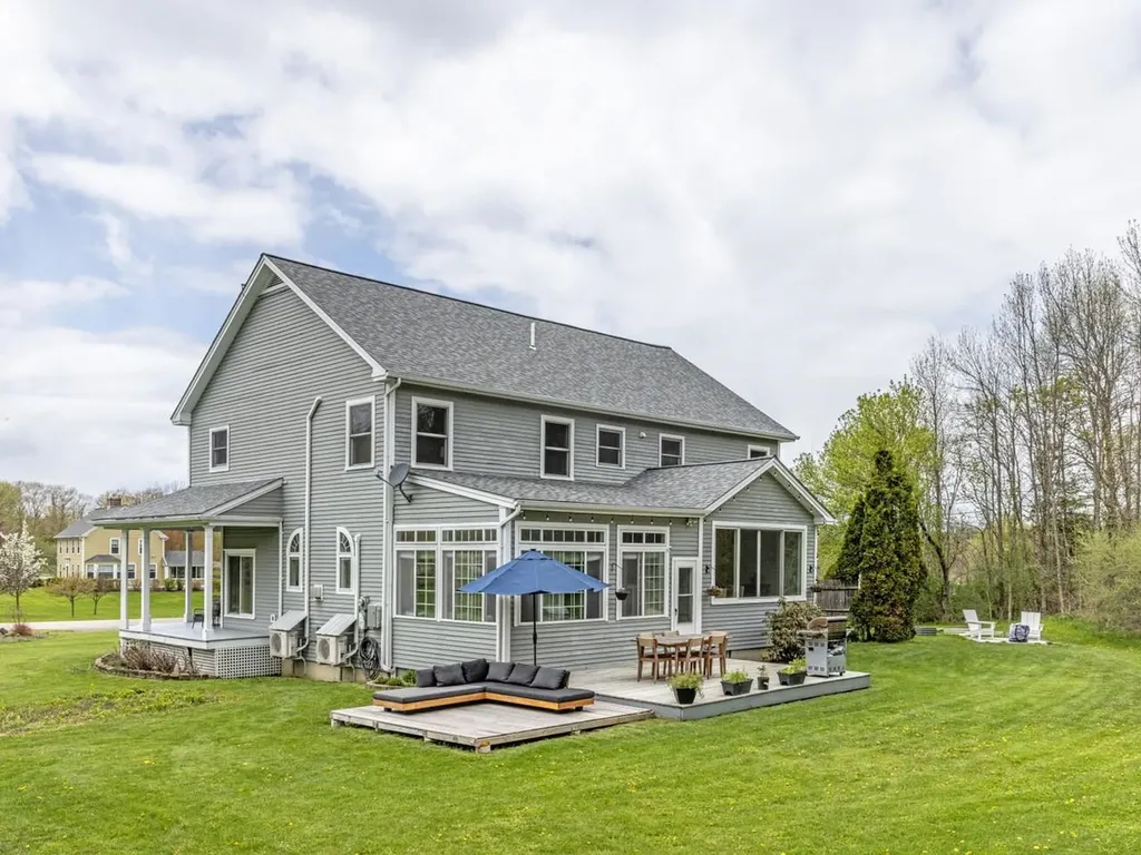 29 Maeck Farm Road Shelburne VT 05482