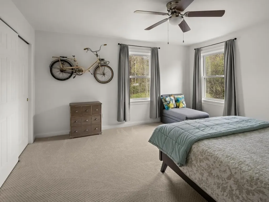 29 Maeck Farm Road Shelburne VT 05482