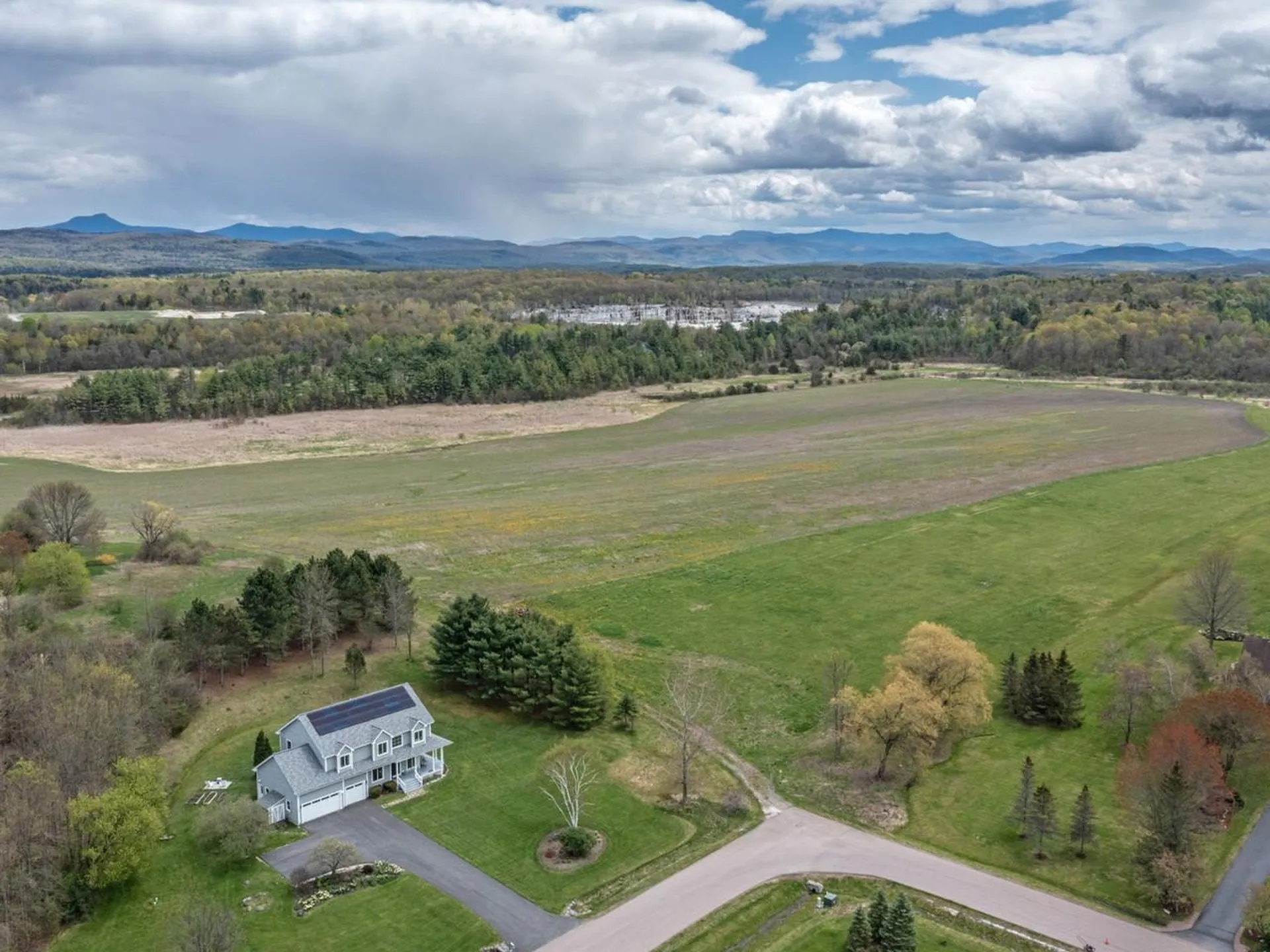 29 Maeck Farm Road Shelburne VT 05482