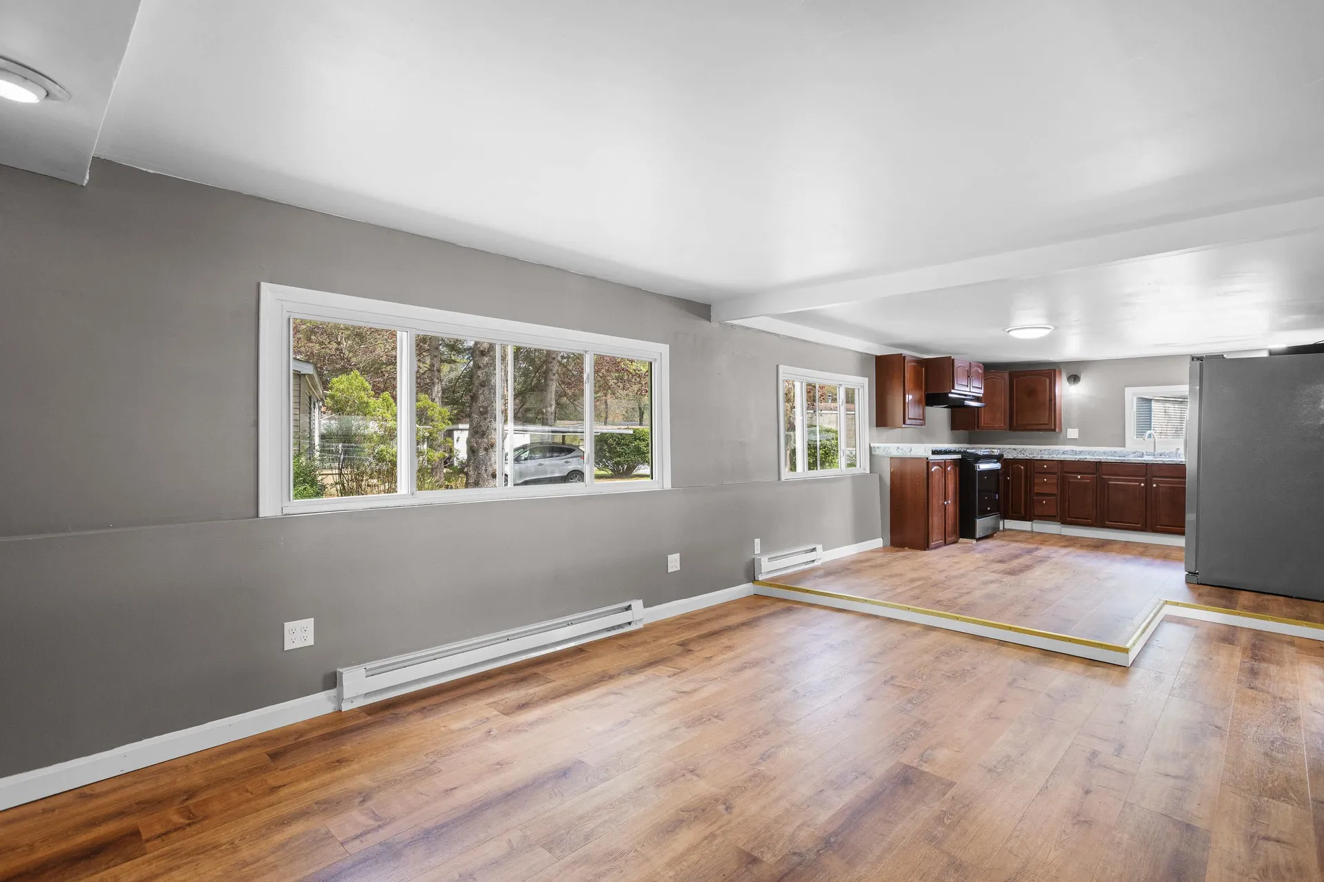 8 Dart Street Hooksett NH 03106