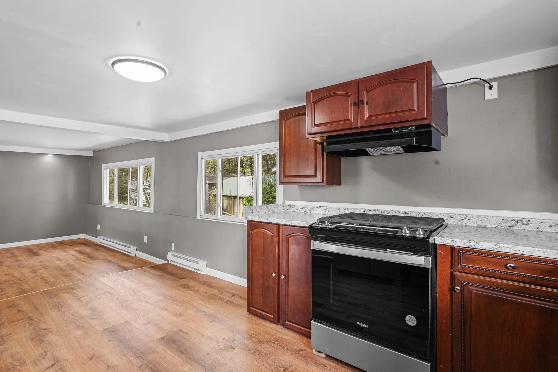 8 Dart Street Hooksett NH 03106
