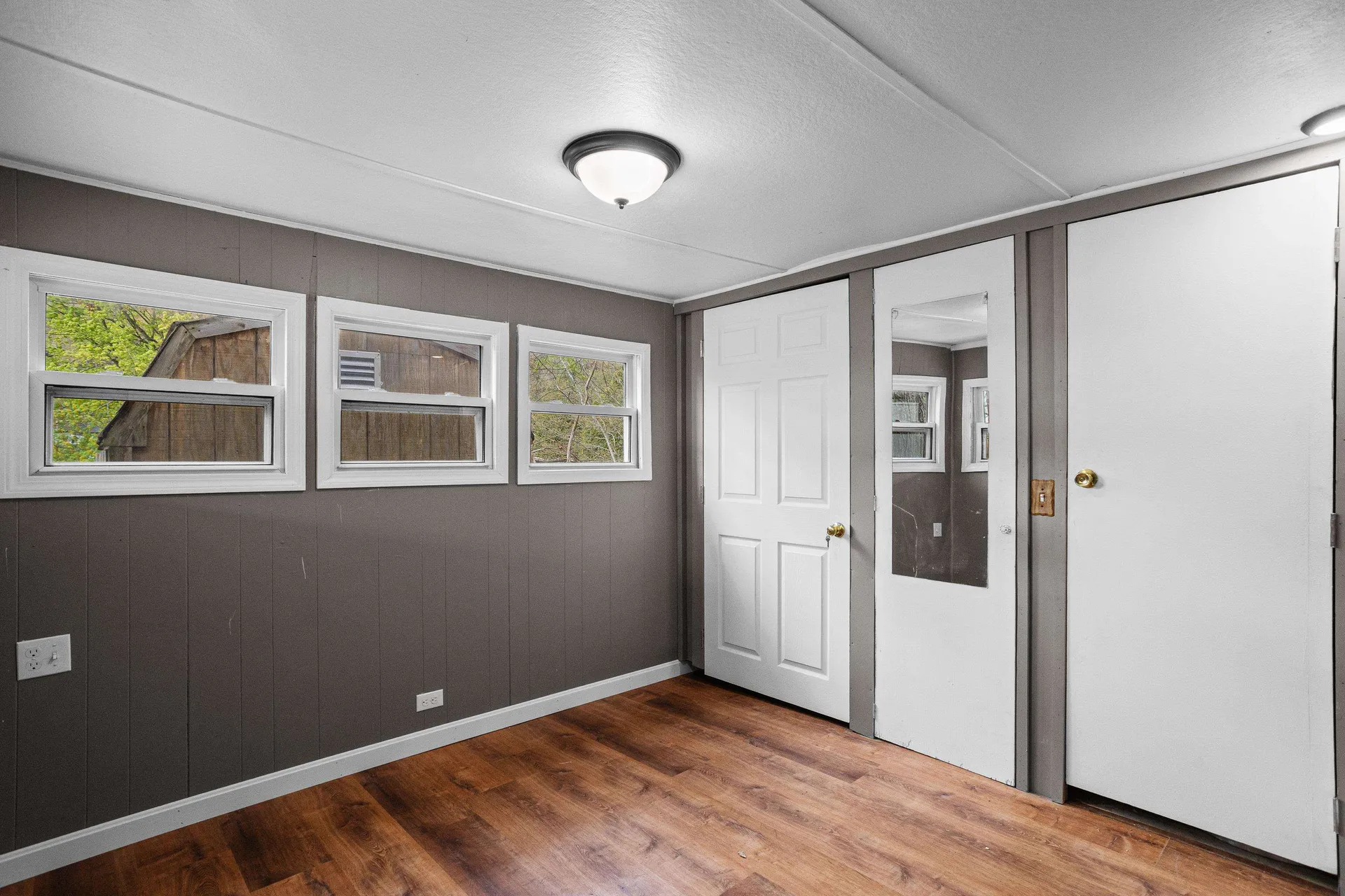 8 Dart Street Hooksett NH 03106