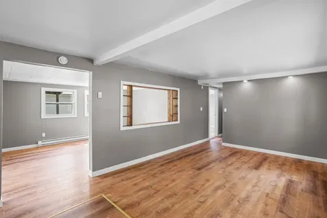 8 Dart Street Hooksett NH 03106