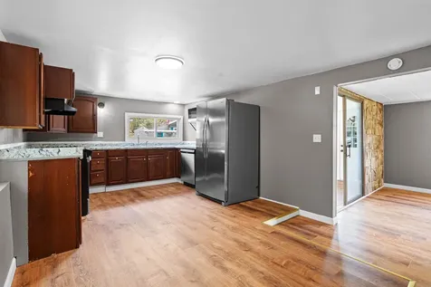8 Dart Street Hooksett NH 03106