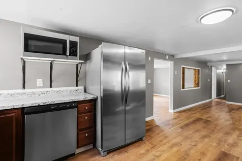 8 Dart Street Hooksett NH 03106