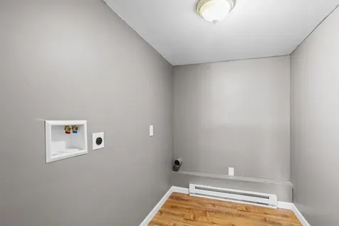 8 Dart Street Hooksett NH 03106