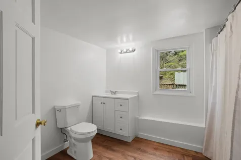 8 Dart Street Hooksett NH 03106