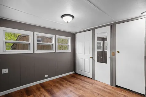 8 Dart Street Hooksett NH 03106