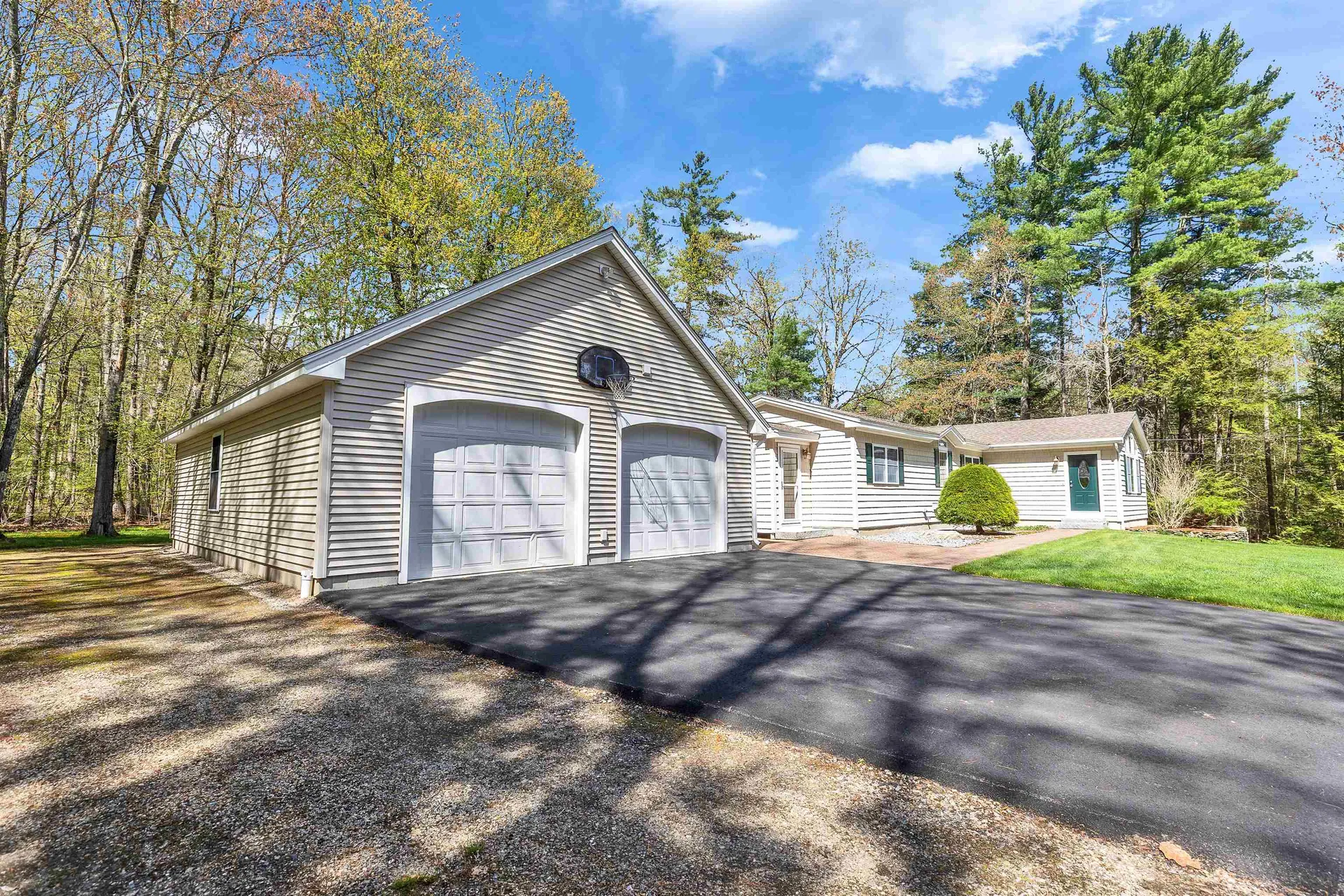 78 Meadowcrest Drive Bedford NH 03110
