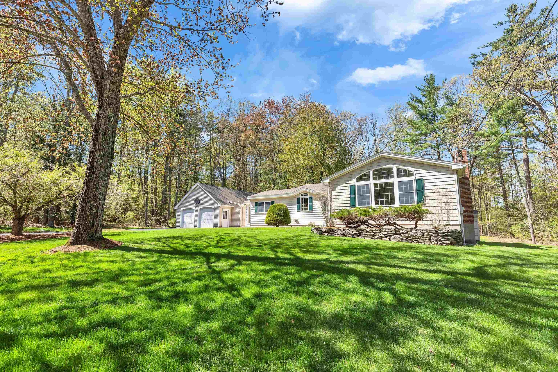 78 Meadowcrest Drive Bedford NH 03110