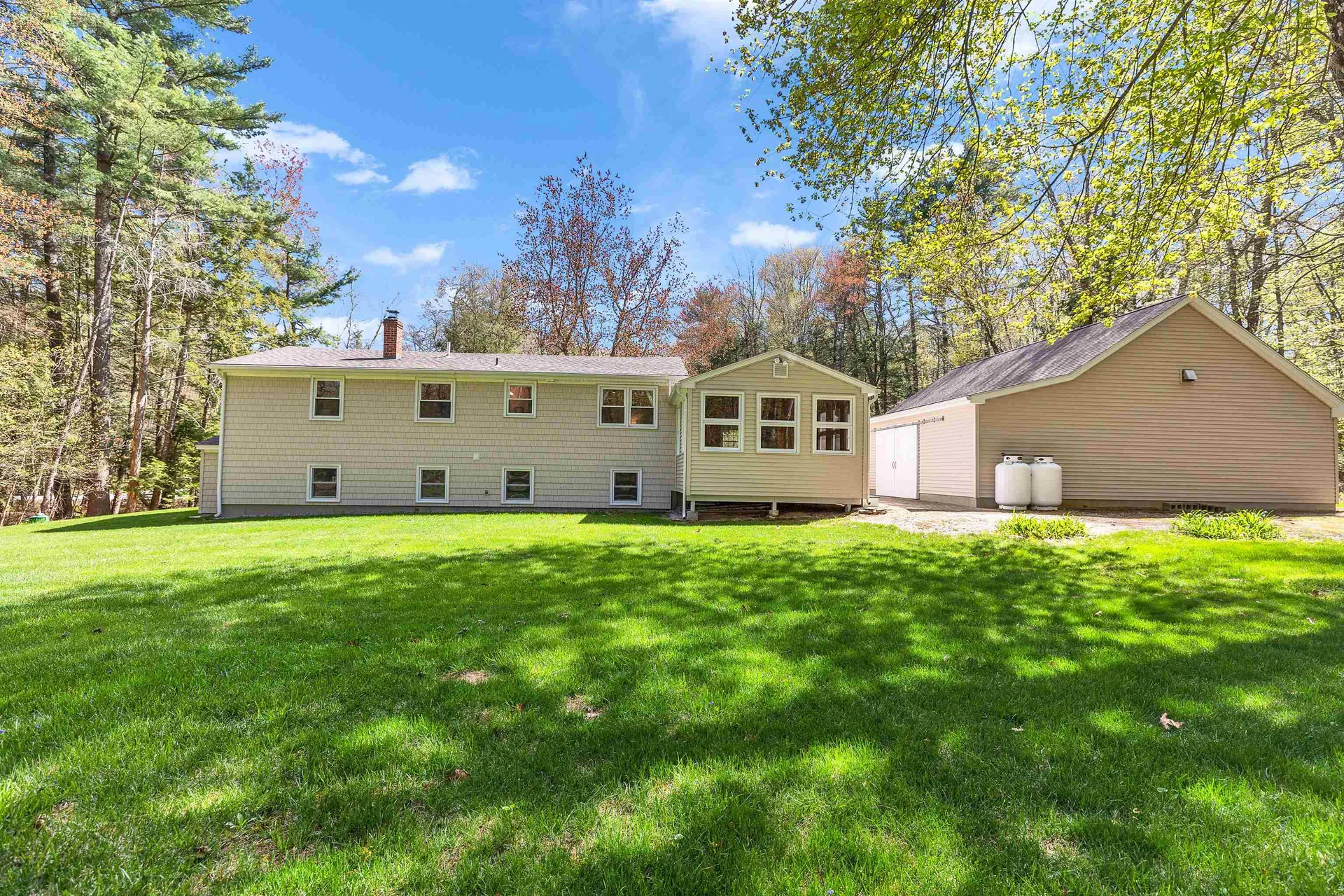 78 Meadowcrest Drive Bedford NH 03110