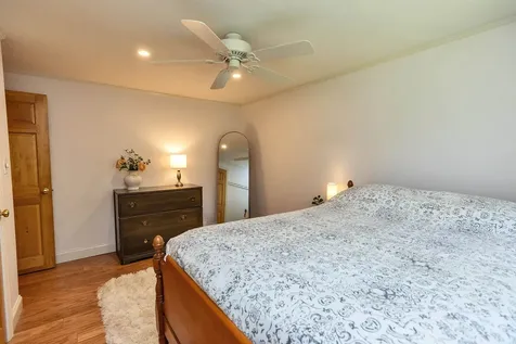 78 Meadowcrest Drive Bedford NH 03110