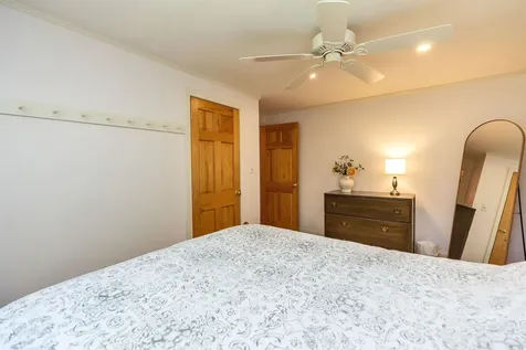 78 Meadowcrest Drive Bedford NH 03110