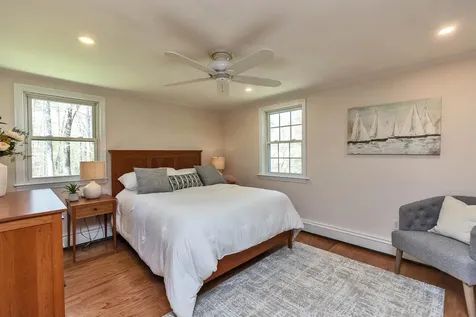 78 Meadowcrest Drive Bedford NH 03110
