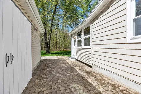 78 Meadowcrest Drive Bedford NH 03110