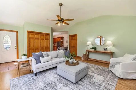 78 Meadowcrest Drive Bedford NH 03110