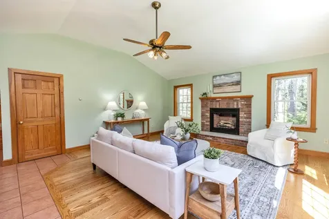 78 Meadowcrest Drive Bedford NH 03110