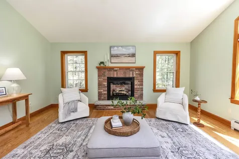 78 Meadowcrest Drive Bedford NH 03110