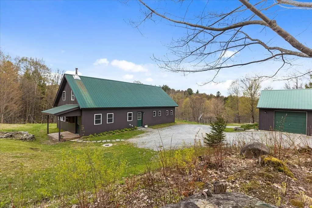 2767 Woodward Neighborhood Road Enosburg VT 05476