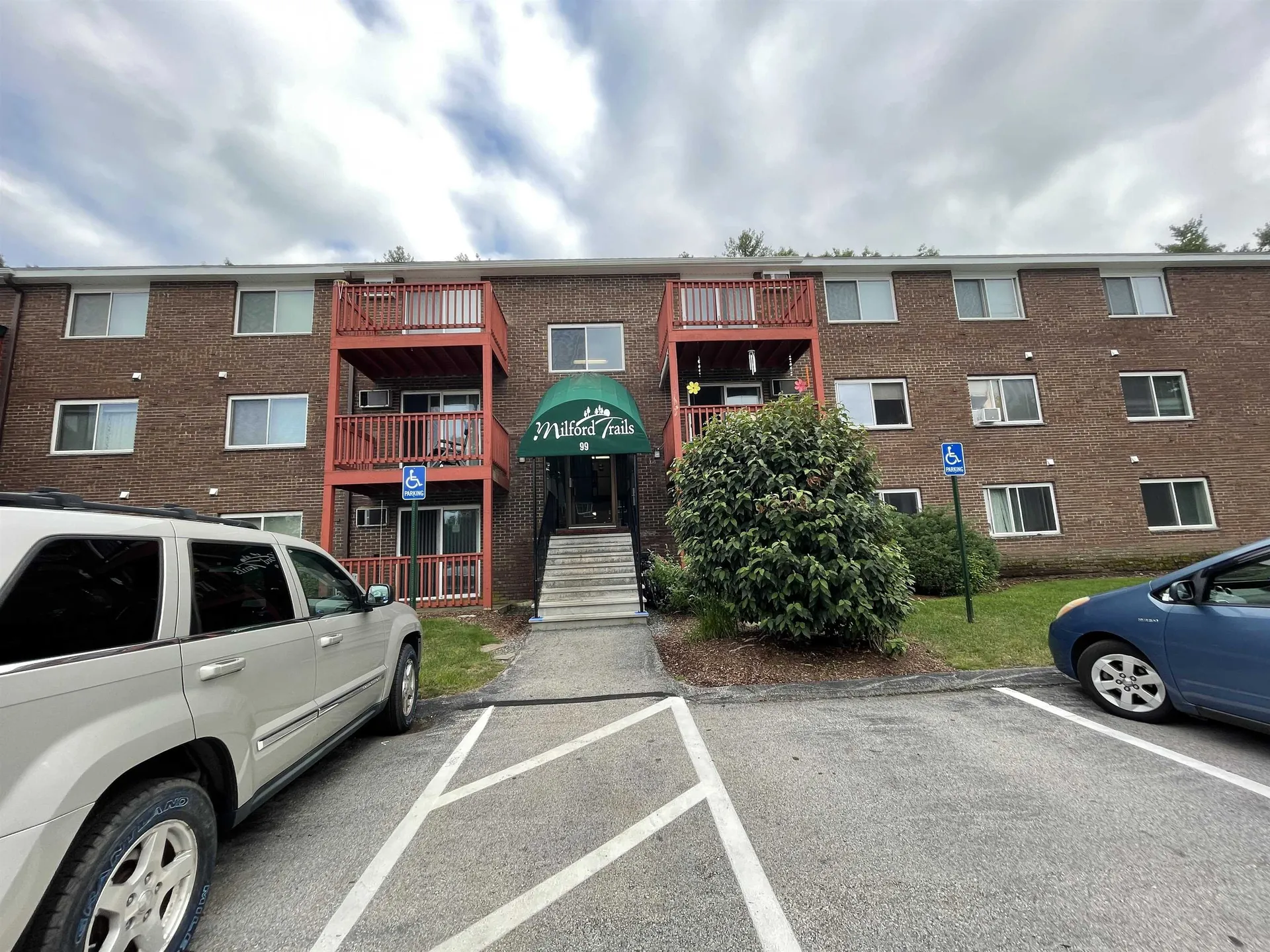 95 Powers Street Milford NH 03055