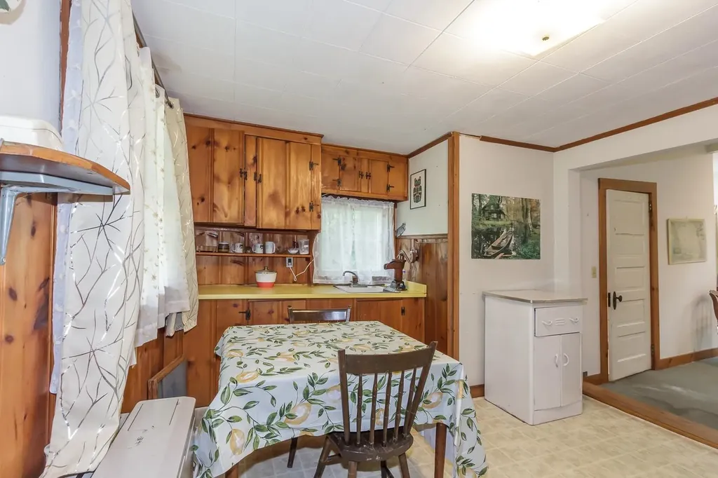 433 Nh Route 25a Wentworth NH 03282