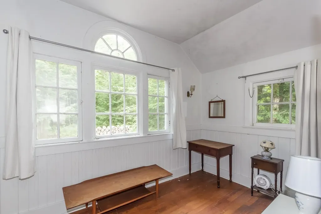 433 Nh Route 25a Wentworth NH 03282