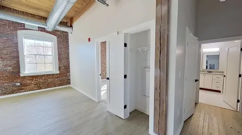 110 East Hollis Street Nashua NH 03060