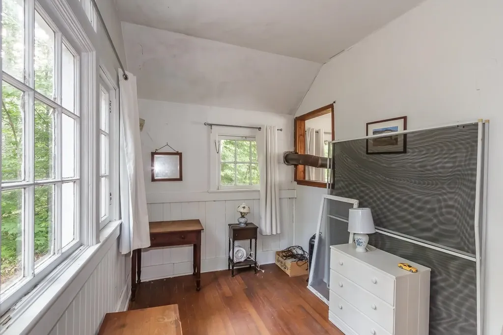 433 Nh Route 25a Wentworth NH 03282