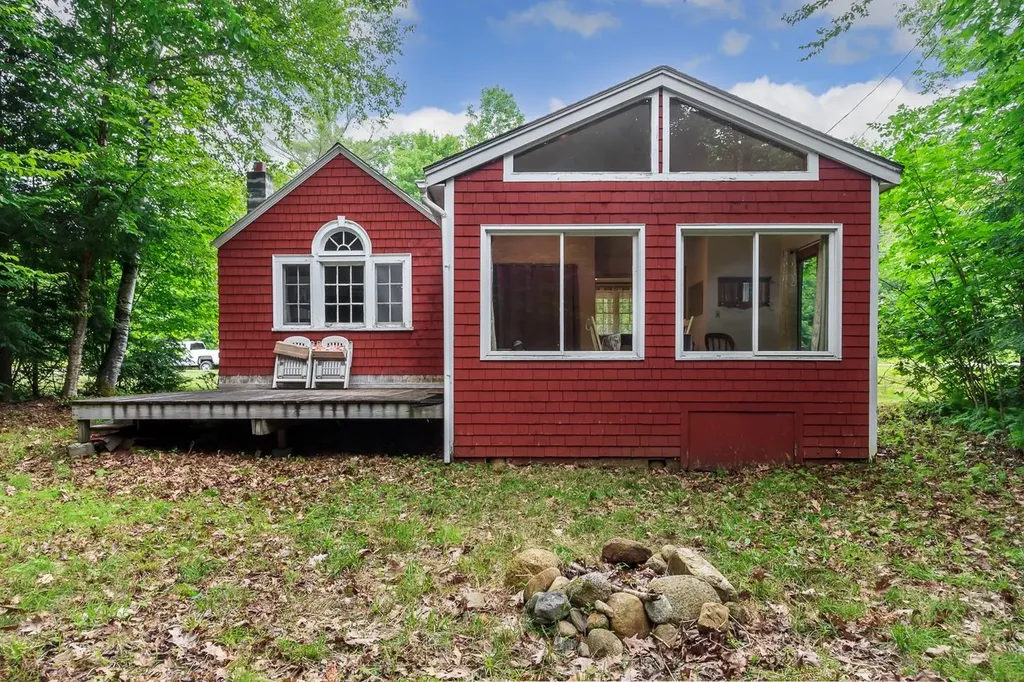 433 Nh Route 25a Wentworth NH 03282