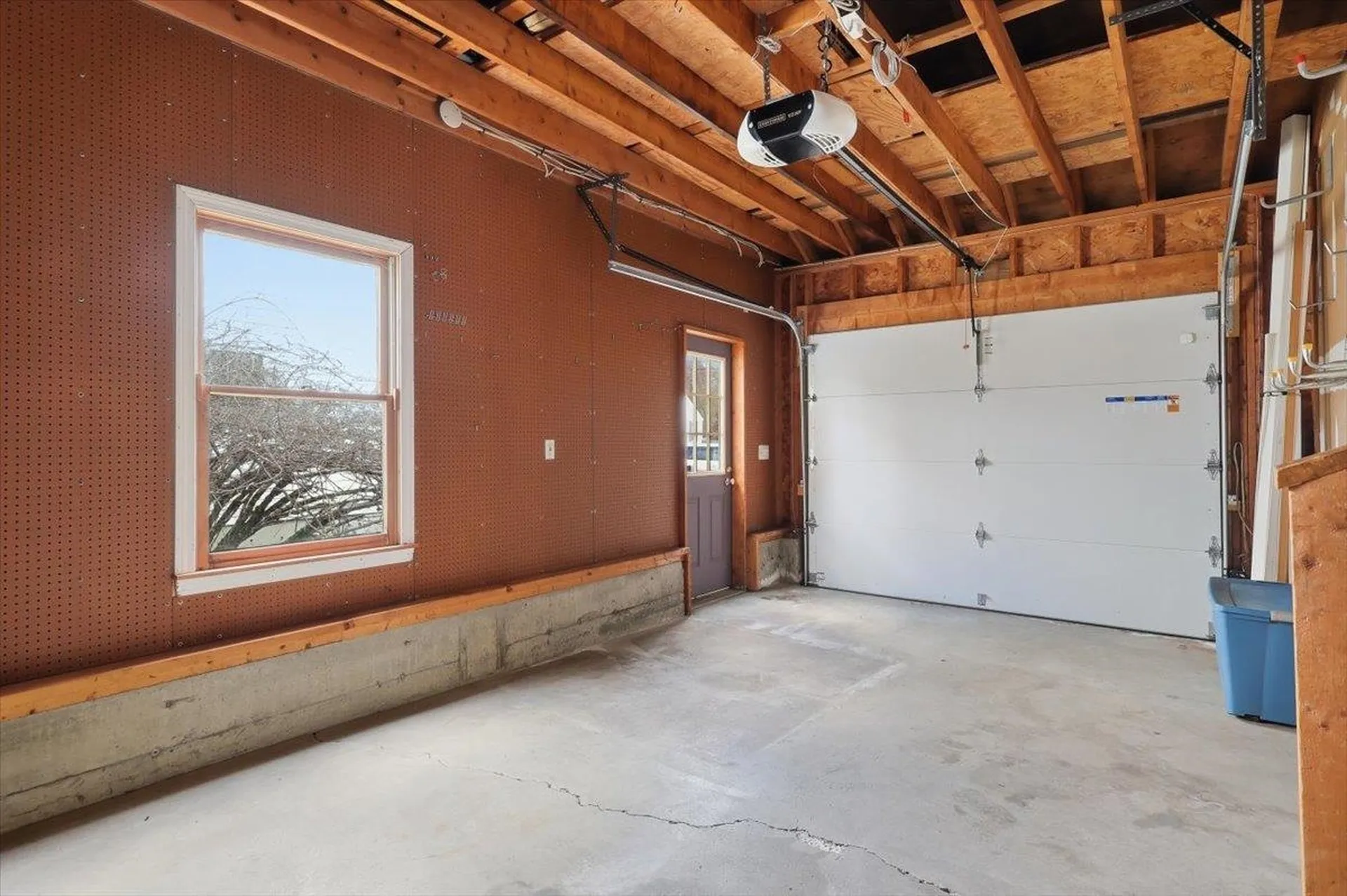 73 Megan Drive Manchester NH 03109