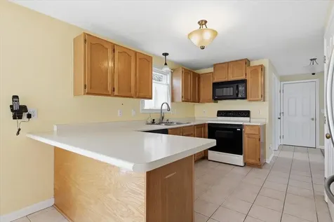 73 Megan Drive Manchester NH 03109