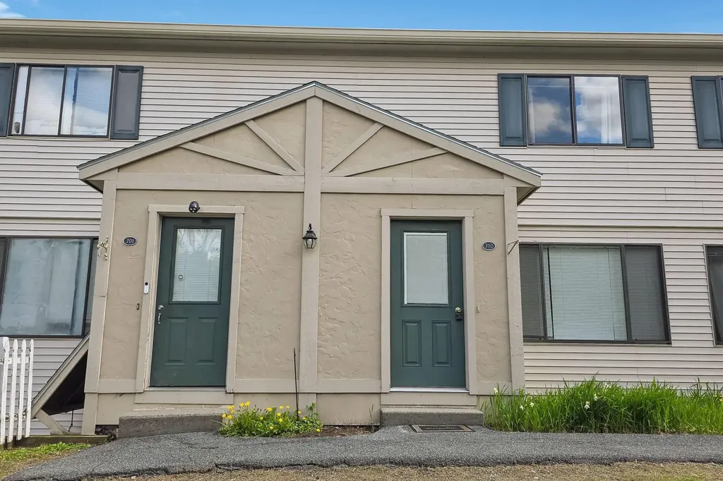 133 Colonial Drive Hartford VT 05001