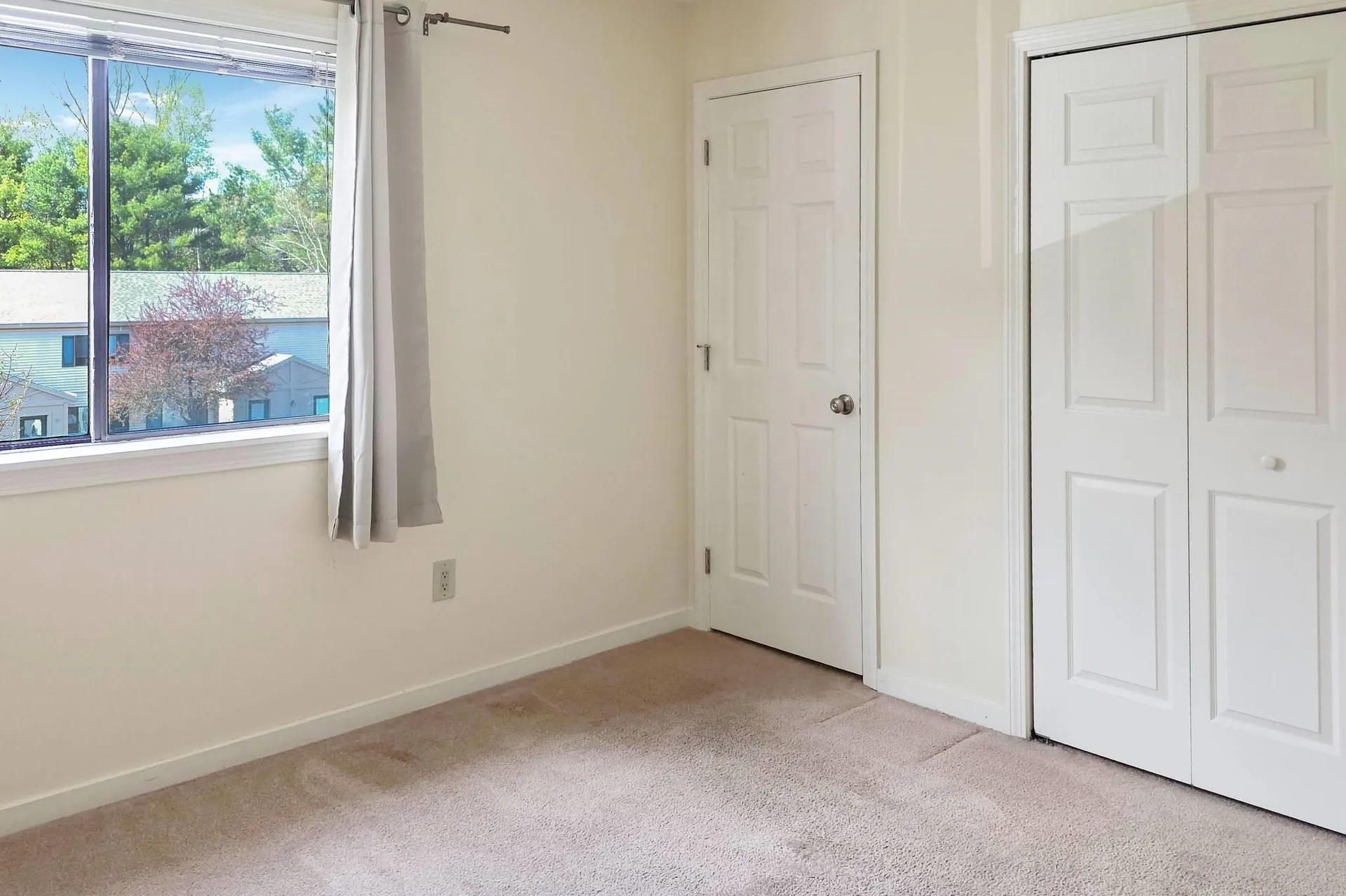 133 Colonial Drive Hartford VT 05001