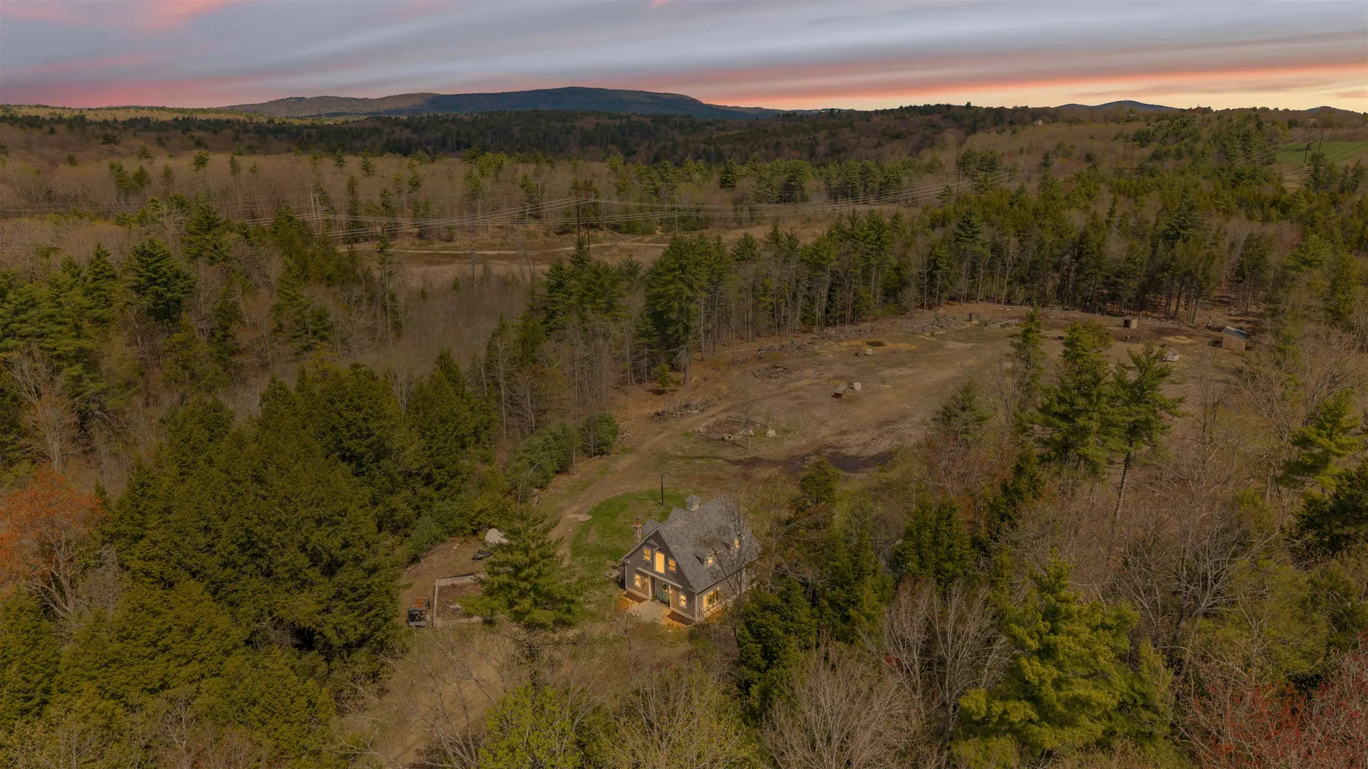 115 Back Canaan Road Strafford NH 03884