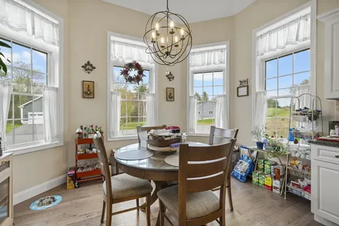19 Pumpkin Patch Way Londonderry NH 03053