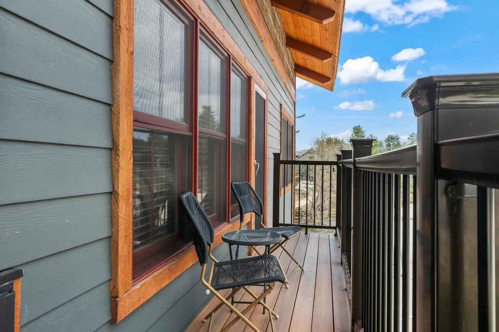 235 Skimobile Road Conway NH 03860