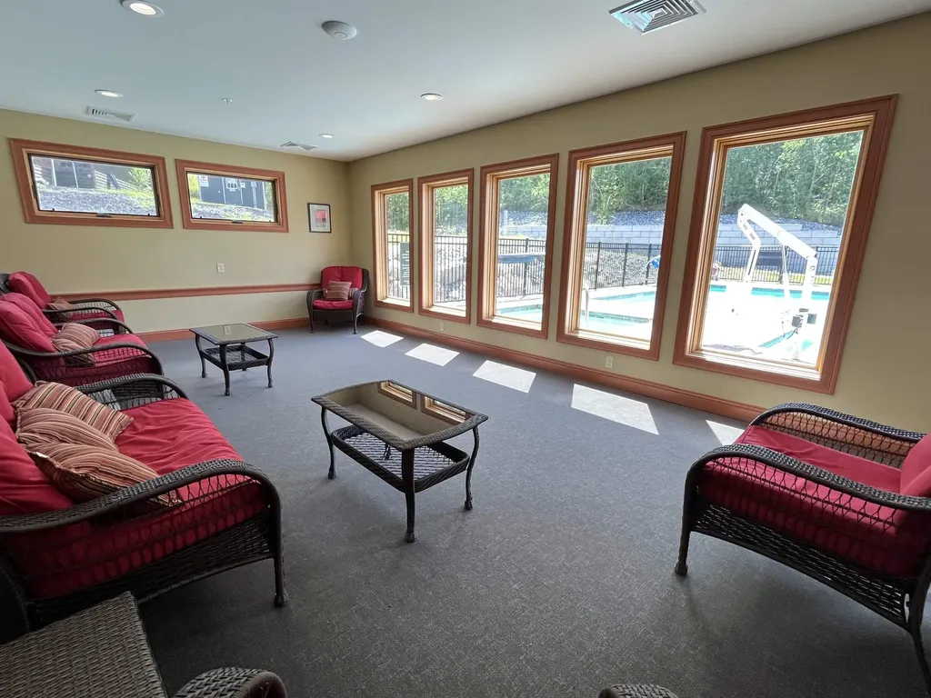 235 Skimobile Road Conway NH 03860