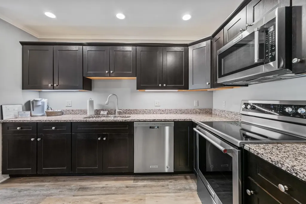 235 Skimobile Road Conway NH 03860