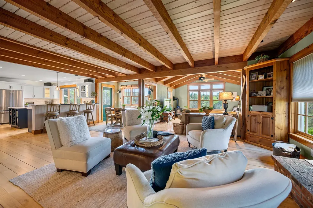 400 Loomis Highlands Road Waterbury VT 05677