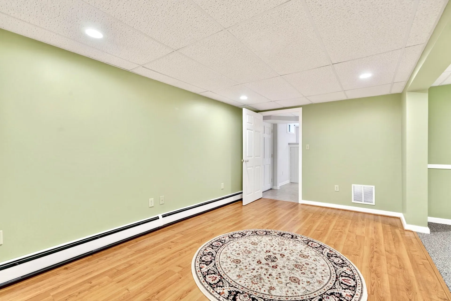 96 Renard Street Manchester NH 03109