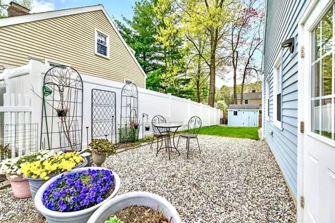 96 Renard Street Manchester NH 03109