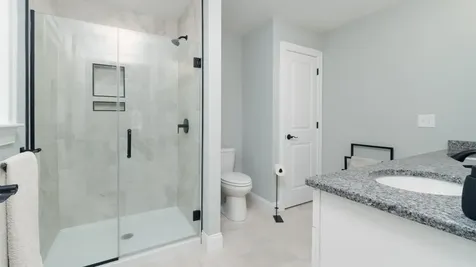 6 Anita Drive Hudson NH 03051